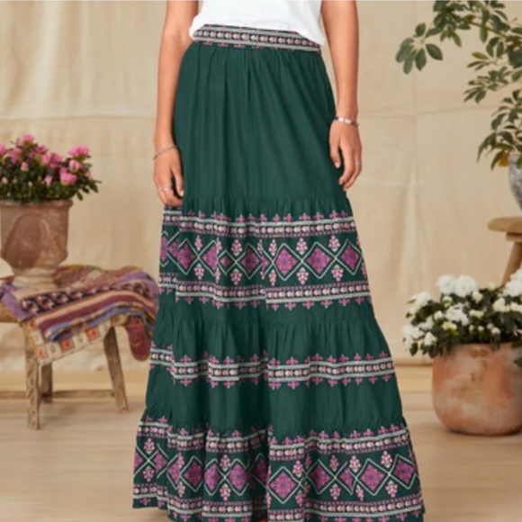 Especia Embroidered Tiered Ruffle Pull On Maxi Skirt Boho green pink large - Picture 1 of 7